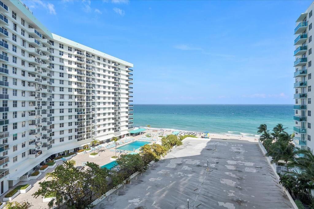 Beachfront 2 Bedroom At Tides Hollywood 8Th Floor ภายนอก รูปภาพ