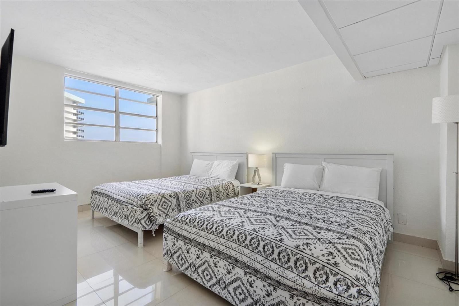 Beachfront 2 Bedroom At Tides Hollywood 8Th Floor ภายนอก รูปภาพ